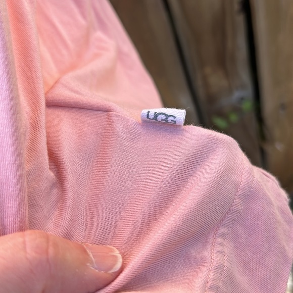 Ugg Robe - Picture 8 of 11